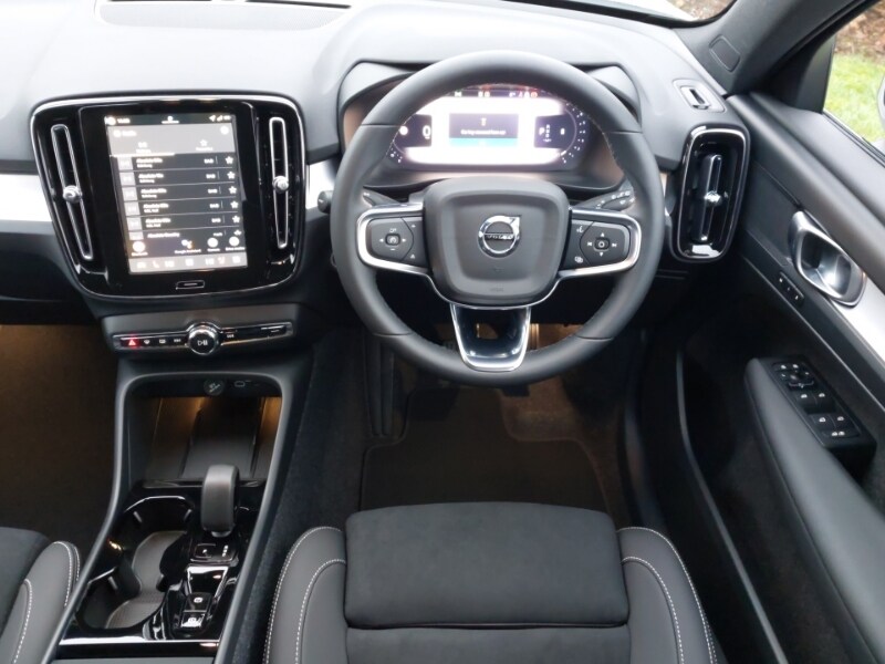 Used Volvo XC40 2025 for sale - 77955902: Photo 7