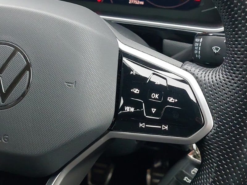 Used Volkswagen T-Roc 2022 for sale - 77491885: Photo 12