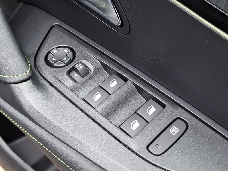 Used Peugeot 2008 2026 for sale - 78169965: Photo 12