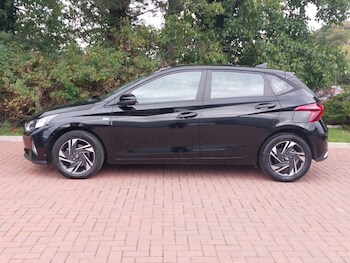 Used Hyundai i20 2022 for sale - 76487791: Photo