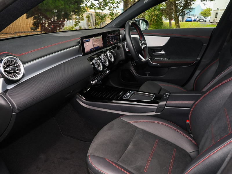 Used Mercedes-Benz CLA 2024 for sale - 76555679: Photo 5