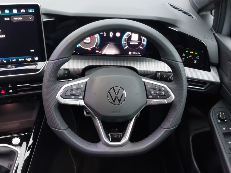 Used Volkswagen Golf 2025 for sale - 77565667: Photo 7