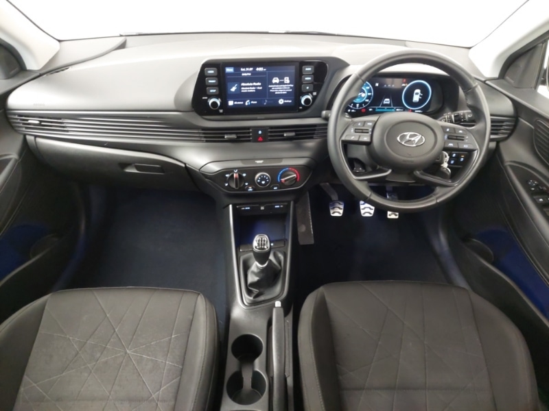 Used Hyundai BAYON 2022 for sale - 76404105: Photo 2