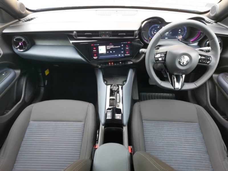 Used Alfa Romeo Junior 2025 for sale - 78179394: Photo 2