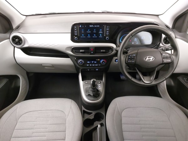 Used Hyundai i10 2024 for sale - 76171818: Photo 2