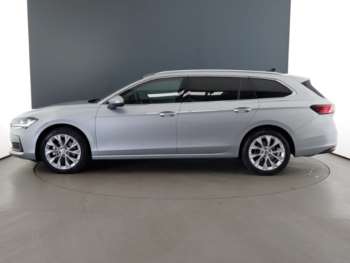 Used Skoda Superb 2024 for sale - 75224029: Photo