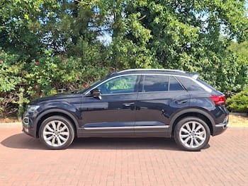 Used Volkswagen T-Roc 2021 for sale - 79722237: Photo