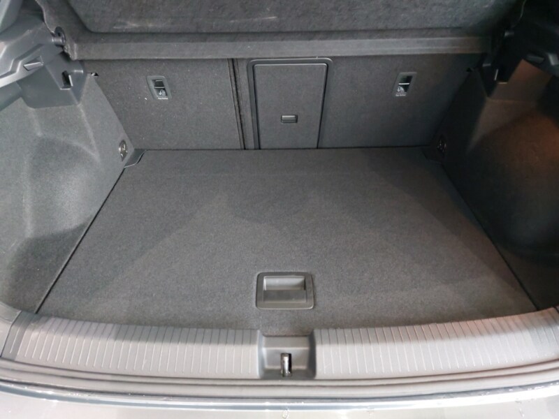 Used Volkswagen T-Roc 2022 for sale - 77762199: Photo 8