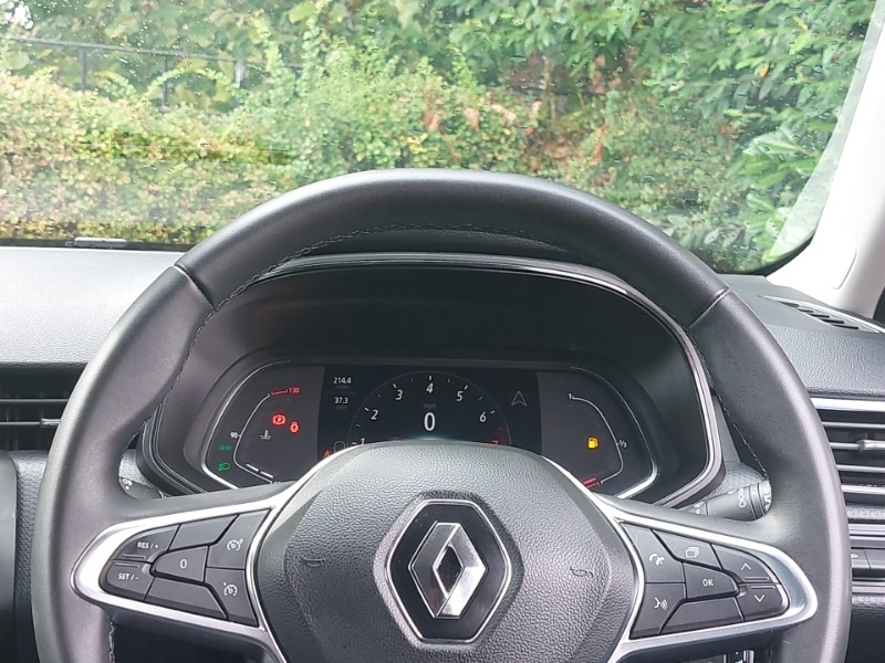 Used Renault Clio 2023 for sale - 76387589: Photo 10