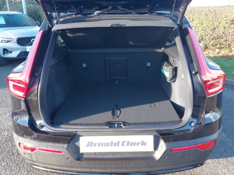 Used Volvo XC40 2025 for sale - 76578907: Photo 8