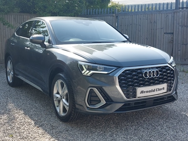 Used Audi Q3 2022 for sale - 76183080: Photo 1