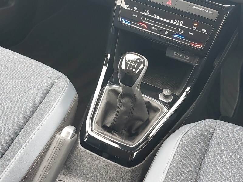 Used Volkswagen T-Cross 2024 for sale - 76511264: Photo 11