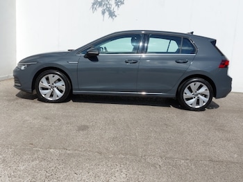 Used Volkswagen Golf 2021 for sale - 78355902: Photo