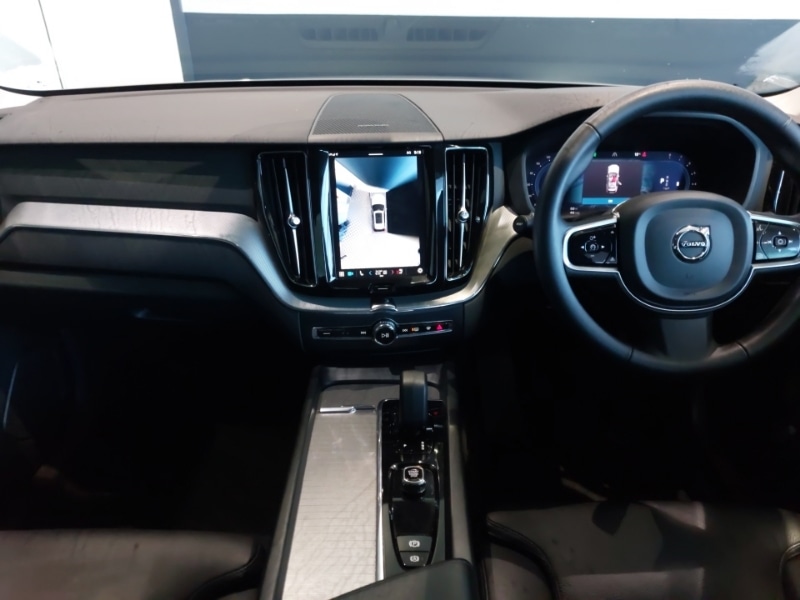 Used Volvo XC60 2023 for sale - 77025065: Photo 2