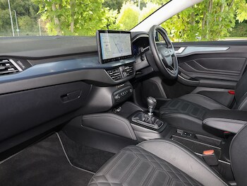 Used Ford Focus 2022 for sale - 76483790: Photo