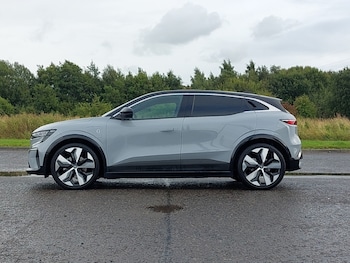 Used Renault Megane E Tech 2024 for sale - 75780029: Photo