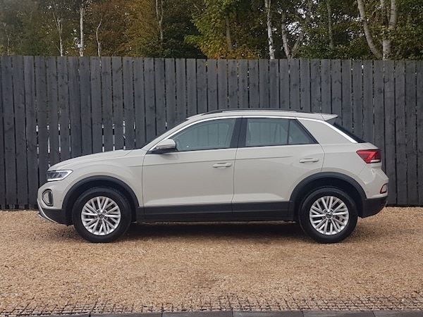 Used Volkswagen T-Roc 2024 for sale - 76207754: Photo 4