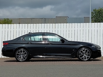 Used BMW 5 Series 2022 for sale - 76237840: Photo 2
