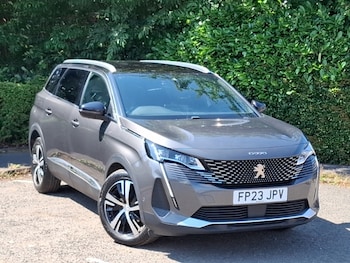 Used Peugeot 5008 2023 for sale - 79572900: Photo