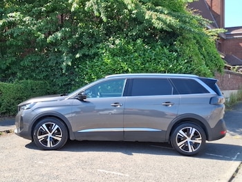 Used Peugeot 5008 2023 for sale - 79572900: Photo