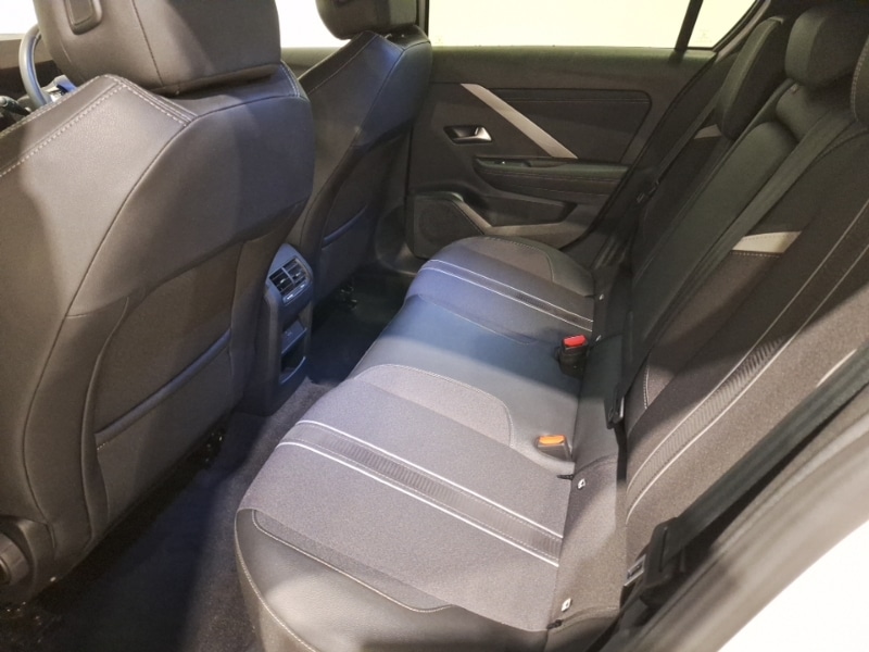 Used Vauxhall Astra 2024 for sale - 77028752: Photo 6