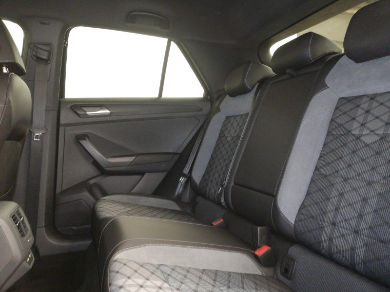 Used Volkswagen T-Roc 2023 for sale - 77531555: Photo 6