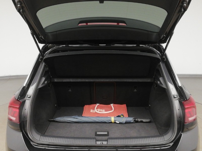 Used Volkswagen T-Roc 2023 for sale - 77531555: Photo 8