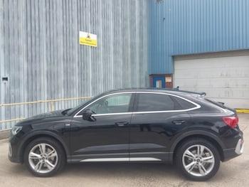 Used Audi Q3 2023 for sale - 79332050: Photo