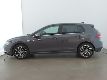 Used Volkswagen Golf 2023 for sale - 75476969: Photo
