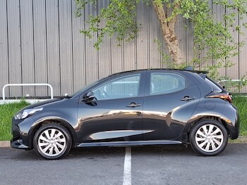 Used Toyota Yaris 2024 for sale - 78635014: Photo