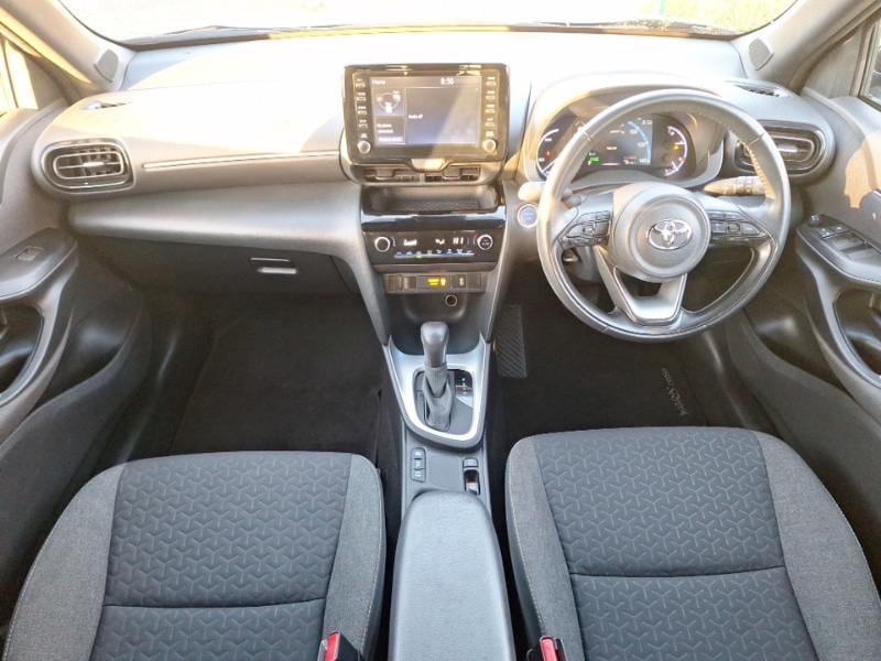 Used Toyota Yaris Cross 2022 for sale - 76578898: Photo 2