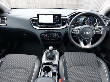 Used Kia Ceed 2024 for sale - 76591868: Photo