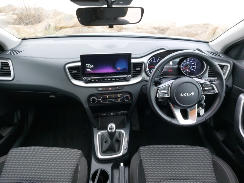 Used Kia Ceed 2025 for sale - 77318979: Photo 2