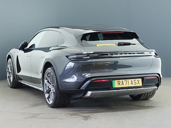 Used Porsche Taycan 2021 for sale - 79160598: Photo
