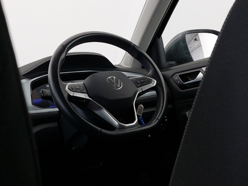 Used Volkswagen T-Roc 2022 for sale - 77365671: Photo 10