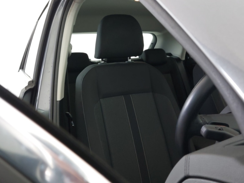 Used Volkswagen T-Roc 2022 for sale - 77365671: Photo 12