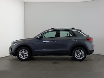 Used Volkswagen T-Roc 2022 for sale - 77365671: Photo