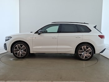 Used Volkswagen Touareg 2026 for sale - 79126270: Photo