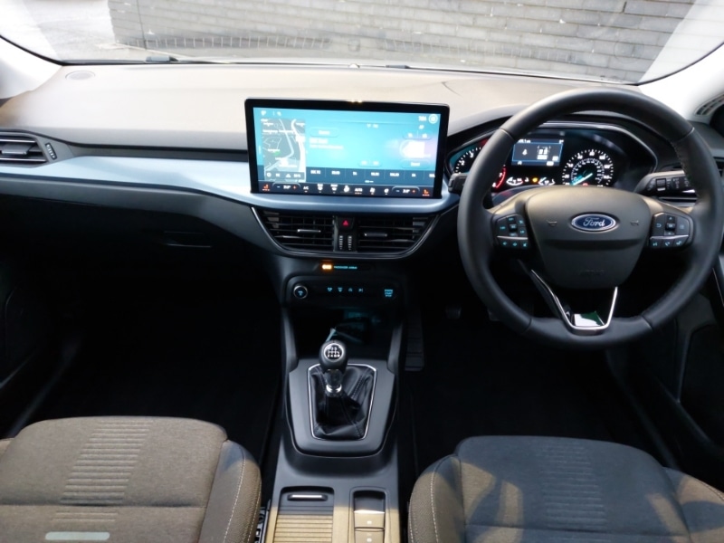 Used Ford Focus 2023 for sale - 77955107: Photo 2