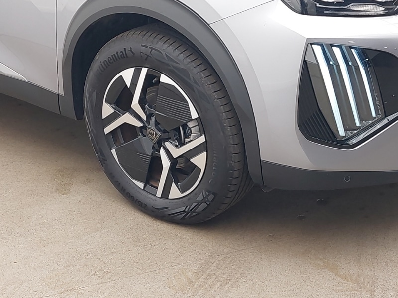 Used Peugeot 2008 2024 for sale - 77277772: Photo 9