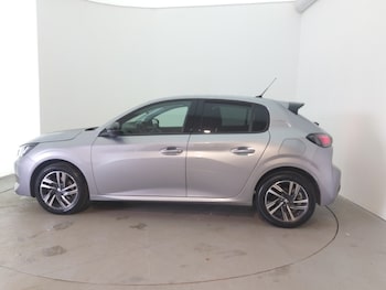 Used Peugeot 208 2023 for sale - 78318091: Photo