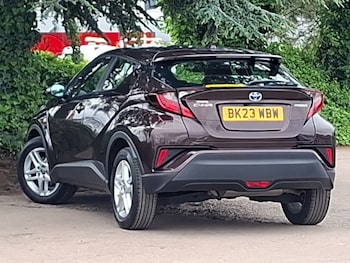 Used Toyota C-HR 2023 for sale - 78816511: Photo