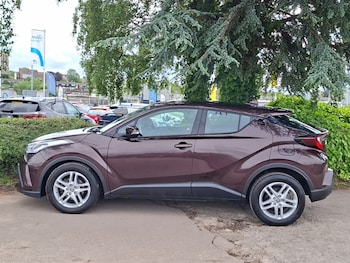 Used Toyota C-HR 2023 for sale - 78816511: Photo