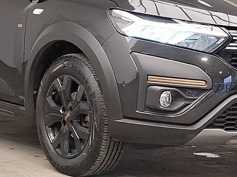 Used Dacia Sandero Stepway 2023 for sale - 77624428: Photo 9