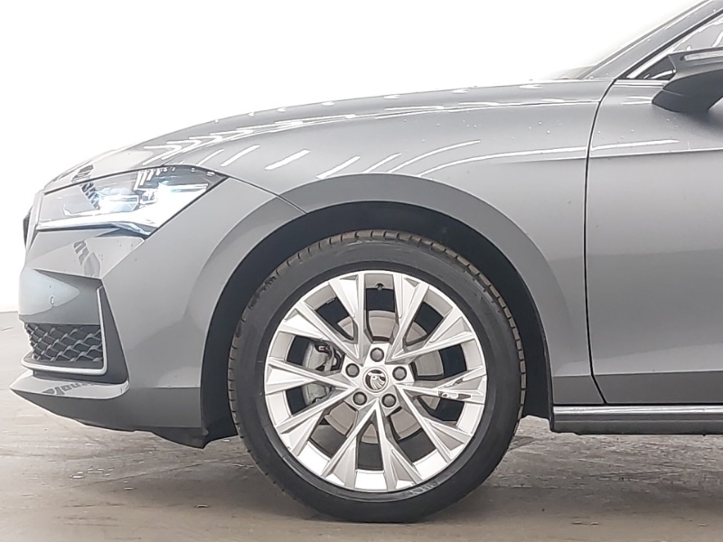 Used Skoda Superb 2024 for sale - 76347931: Photo 12