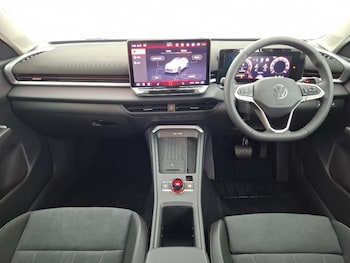 Used Volkswagen T-Roc 2026 for sale - 79315490: Photo