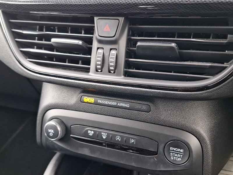 Used Ford Focus 2023 for sale - 78032162: Photo 11