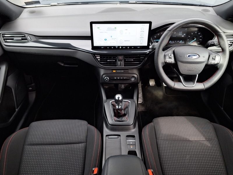 Used Ford Focus 2023 for sale - 78032162: Photo 2