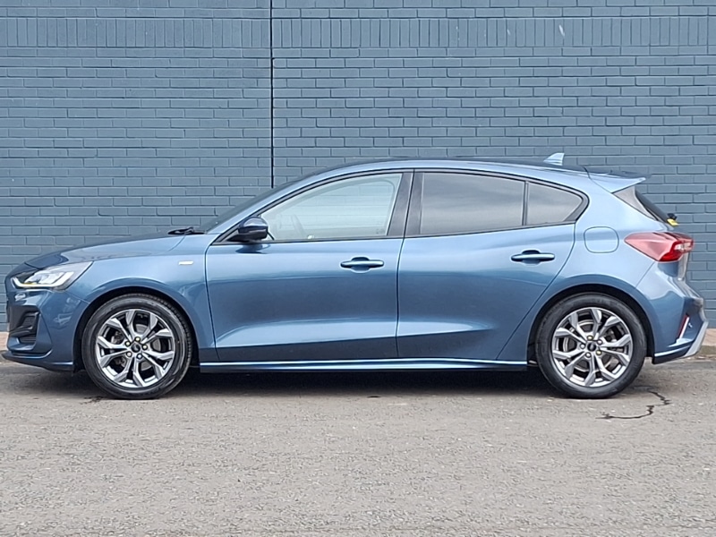 Used Ford Focus 2023 for sale - 78032162: Photo 4