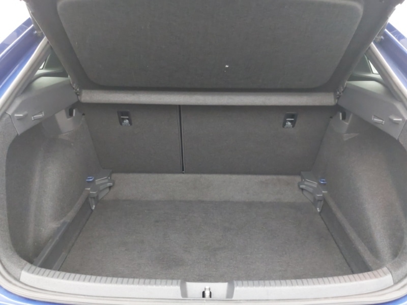 Used Volkswagen Taigo 2023 for sale - 76331442: Photo 8